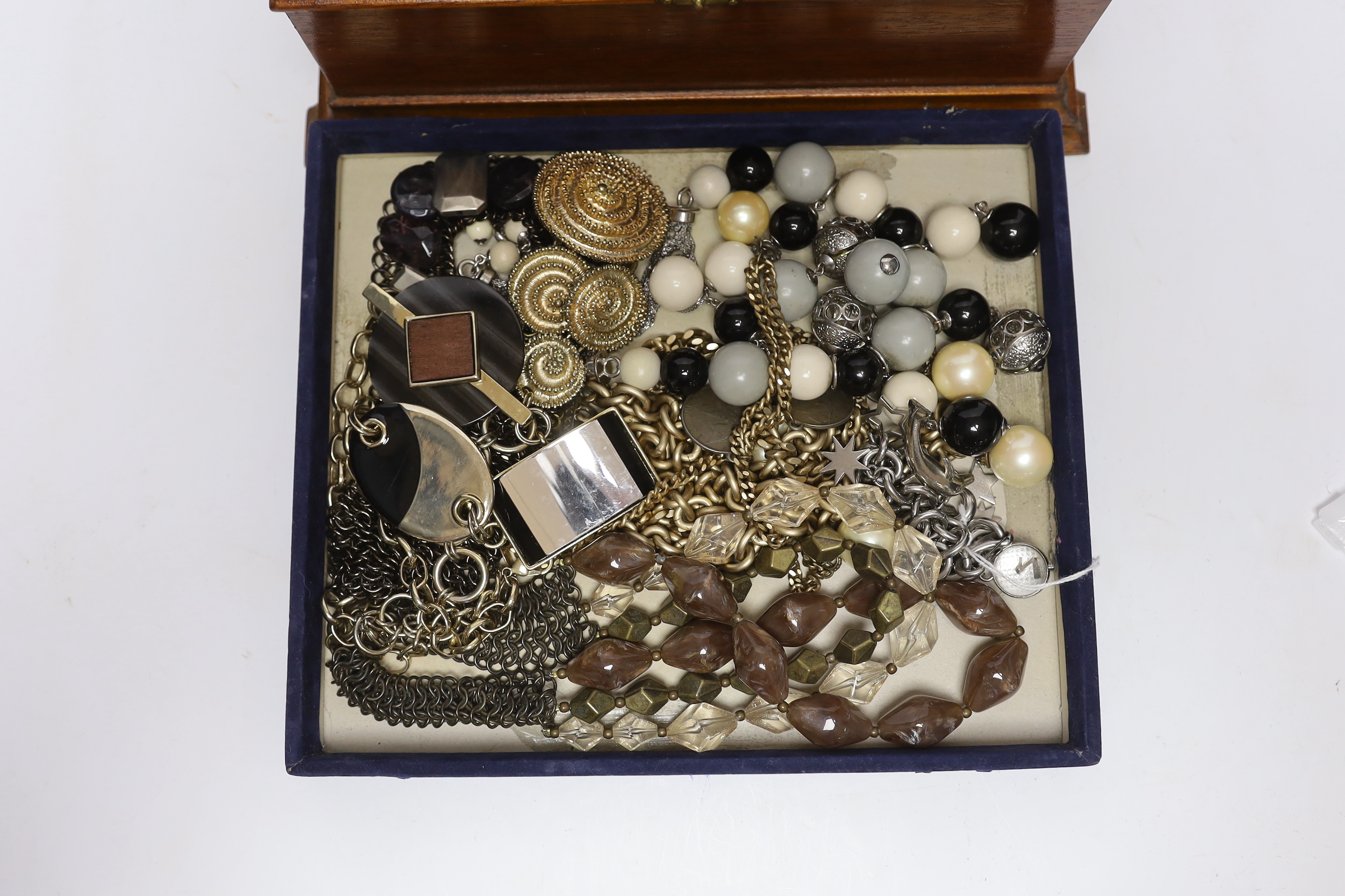 A quantity of assorted mainly costume including Butler & Wilson and other jewellery, etc. including 925 and silver.